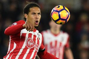 Crazy fees won't stop - Puyol on Liverpool's Van Dijk raid