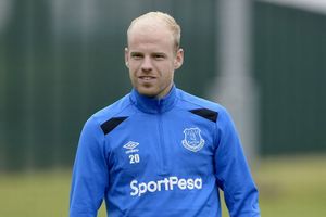 Sam Allardyce suggests Davy Klaassen could leave this month