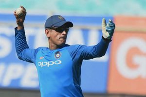 Look at the positives: Dhoni backs under-fire Indian team