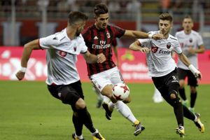 Milan hand warning to Liverpool and Spurs over Suso deal
