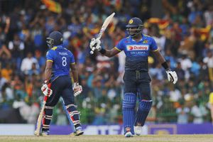 Sri Lanka to have a new ODI skipper; Mathews, Chandimal to be given the reigns