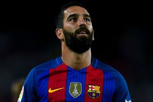 Barca midfielder Arda Turan joins Istanbul Basaksehir on loan until 2020