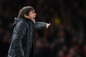 Conte backs Chelsea's plan despite cup exit