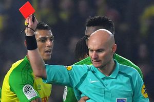 Nantes' Diego Carlos brands clash with referee 'historic'