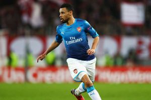 Valencia confirm Francis Coquelin deal from Arsenal