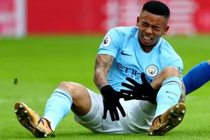 Jesus out for four to six weeks, says Guardiola