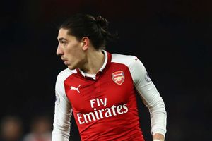 Bellerin belter snatches point in derby thriller