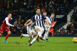 West Brom 1 Arsenal 1: Controversial spot-kick denies Gunners on record day for Wenger