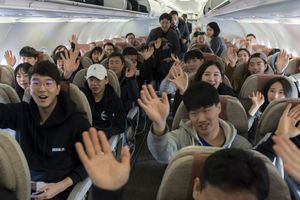 South Korean skiers to train with North Koreans