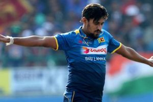 Sri Lanka hammer Bangladesh in tri-nations final precursor