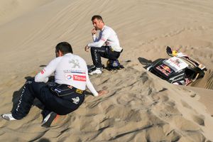 Bad luck for Loeb in Dakar as Peterhansel surges ahead