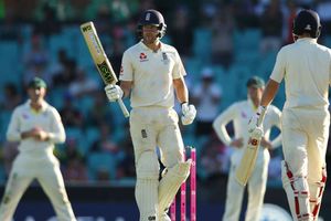 Malan surprised by Bairstow nightwatchman snub