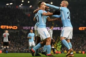 Manchester City 3 Newcastle United 1: Aguero hat-trick sees pacesetters bounce back