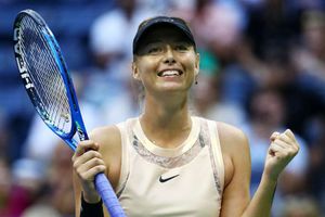 Sharapova shines in Shenzhen