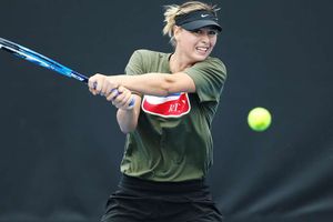 Sharapova's Australian Open return adds much-needed star power