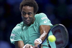 Fourth time lucky for Monfils in Qatar