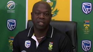 Pitch row: We are ready to play: SA coach Gibson