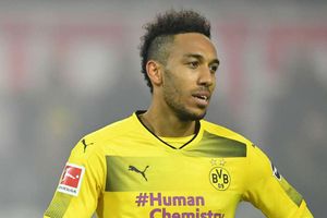 Aubameyang 'not a possibility' for Arsenal, insists Wenger
