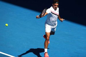 Federer sets up another Berdych showdown