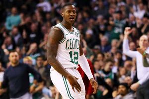 NBA: Rozier spearheads Celtics rout of Cavaliers, Curry with game-winning three