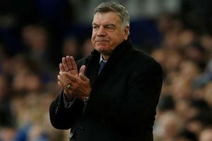 Everton monitor West Ham striker and Celtic ace