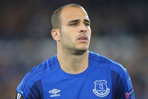 Everton forward Sandro agrees Sevilla loan