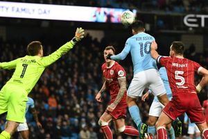Manchester City 2 Bristol City 1: Late Aguero header earns EFL Cup semi-final advantage