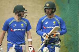 Maxwell to talk with Smith over 'train smarter' comments