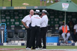 India Vs South Africa: Twitterati irked as 'dangerous' pitch stops play at Wanderers