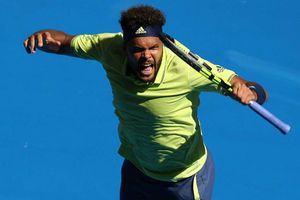 Australian Open: Rallying Tsonga outlasts Shapovalov in five-set epic