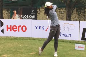 Neha grabs two-shot lead in the first round