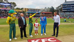 1st T20I: Dhawan, Bhuvneshwar guide India to a comprehensive 28-run win over SA; take 1-0 lead