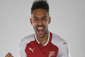 Deadline Day round-up: Aubameyang, Giroud get their moves as Mahrez misses out