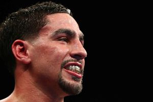 Garcia floors Rios for ninth-round TKO