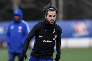Fabregas wants Chelsea to attack at Camp Nou