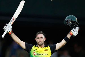 Maxwell survives to steer Australia past England