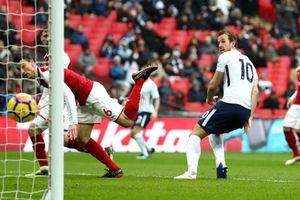 Tottenham 1 Arsenal 0: Kane settles derby to lift Spurs into third