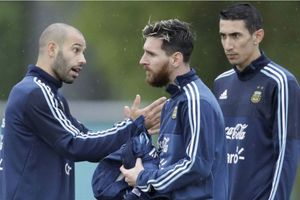 Javier Mascherano: 'I played as a defender only to survive at Barcelona'