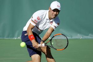 Nishikori rolls on at New York Open, Isner bows out