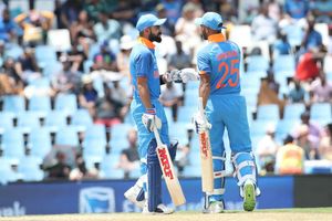 2nd ODI: Twitterati confused with Umpires' decision for lunch as India stay two runs short of win