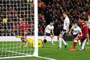 Salah goal Messi-like – Carragher