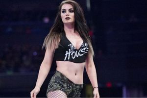 WWE officials not blaming Sasha Banks for ending Paige’s career