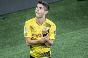 McBride urges Pulisic to opt for Liverpool over United