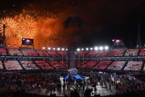 Winter Olympics 2018: Bach hails Pyeongchang as 'Games of New Horizons'