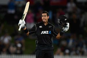 Taylor and Santner spoil Stokes comeback