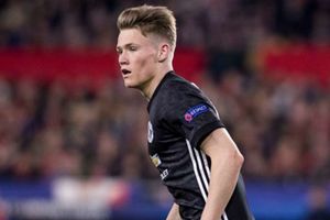Mourinho tells McTominay to follow his heart amid international headache