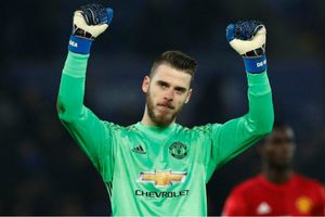 Big blow to Real as De Gea says he's 'really happy' at Old Trafford