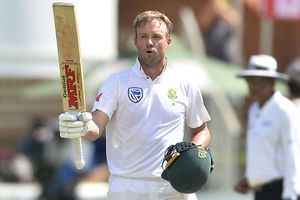 Rabada strikes late after De Villiers ton leaves Australia in trouble