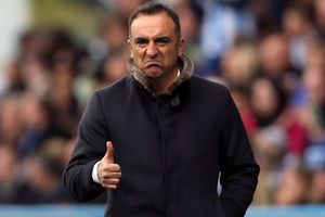 Carvalhal praises Mourinho's fighting spirit ahead of clash