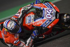 Dovizioso stuns rivals to set early pace in Qatar